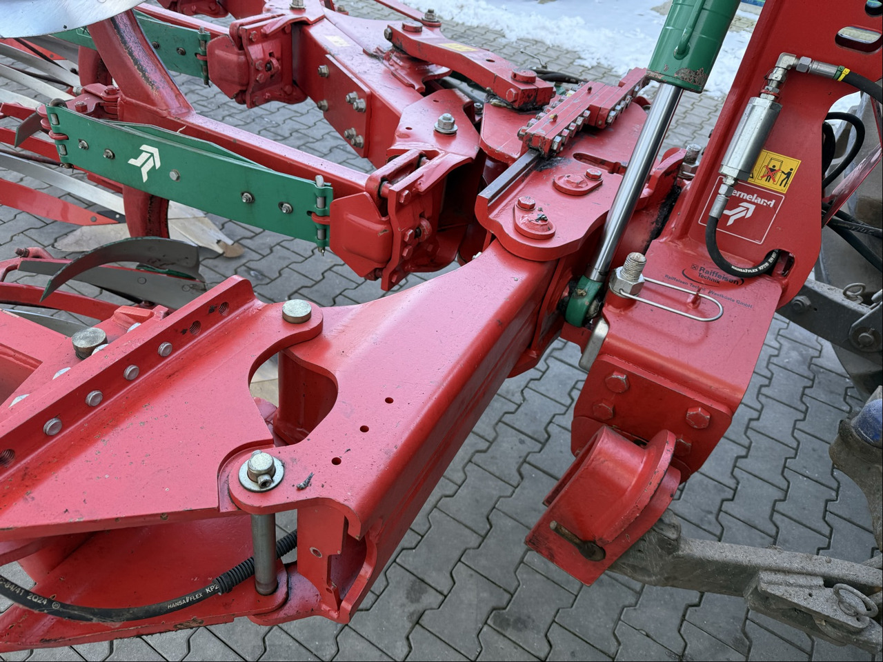 Kverneland EG 100-300 Variomat - Pluh: obrázok 2 Kverneland EG 100-300 Variomat - Pluh: obrázok 2