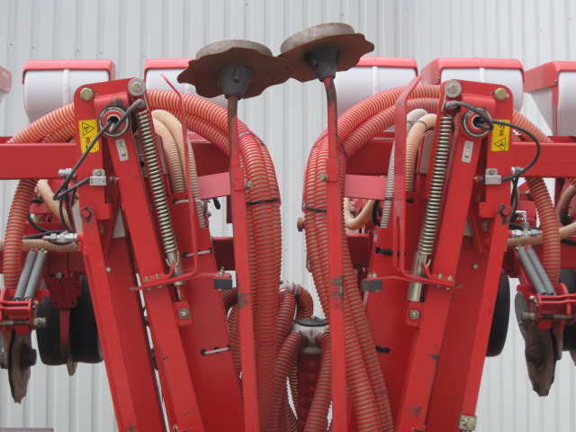 Kverneland Optima HD e-drive - Univerzálny sejací stroj: obrázok 2 Kverneland Optima HD e-drive - Univerzálny sejací stroj: obrázok 2