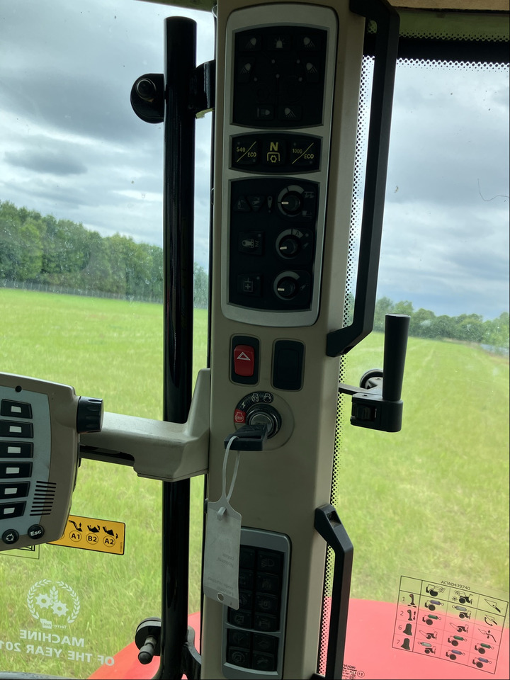 Massey Ferguson 6716 S Dyna 6 - Traktor: obrázok 5 Massey Ferguson 6716 S Dyna 6 - Traktor: obrázok 5