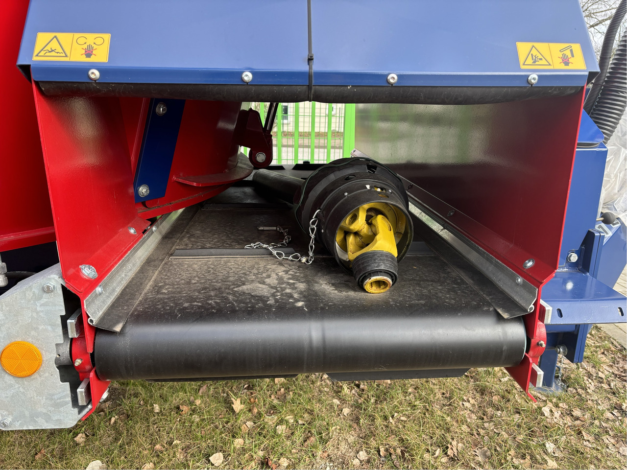 Mayer Siloking TrailedLine Classic Duo 14-T - Kŕmny voz: obrázok 5 Mayer Siloking TrailedLine Classic Duo 14-T - Kŕmny voz: obrázok 5