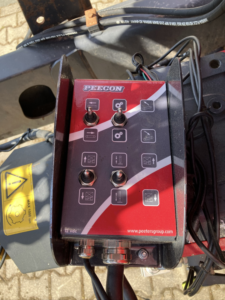 Peecon Biga 20-215 Twin Plus - Kŕmny voz: obrázok 3 Peecon Biga 20-215 Twin Plus - Kŕmny voz: obrázok 3