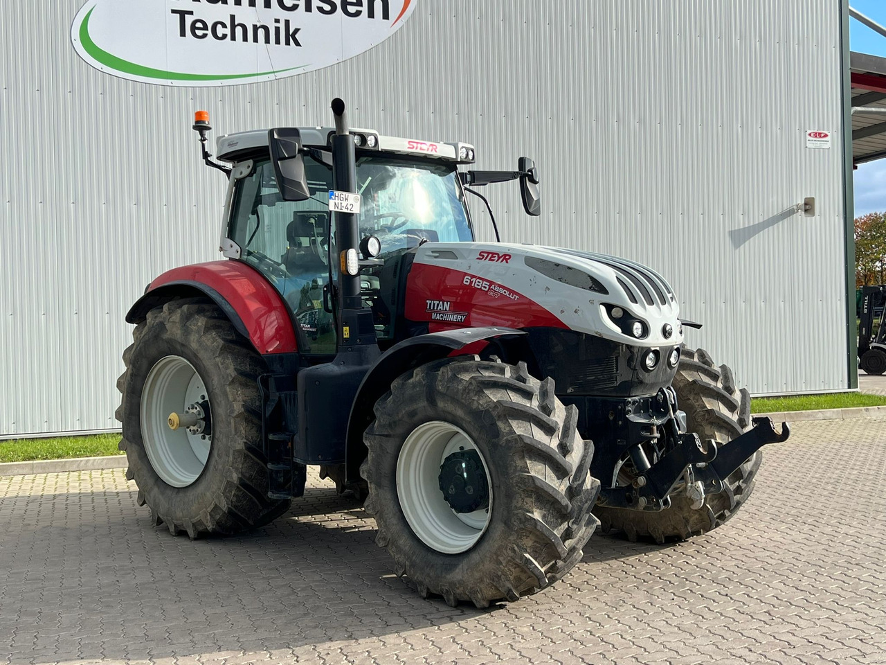 Steyr Absolut 6185 CVT Gebraucht - Traktor: obrázok 1 Steyr Absolut 6185 CVT Gebraucht - Traktor: obrázok 1
