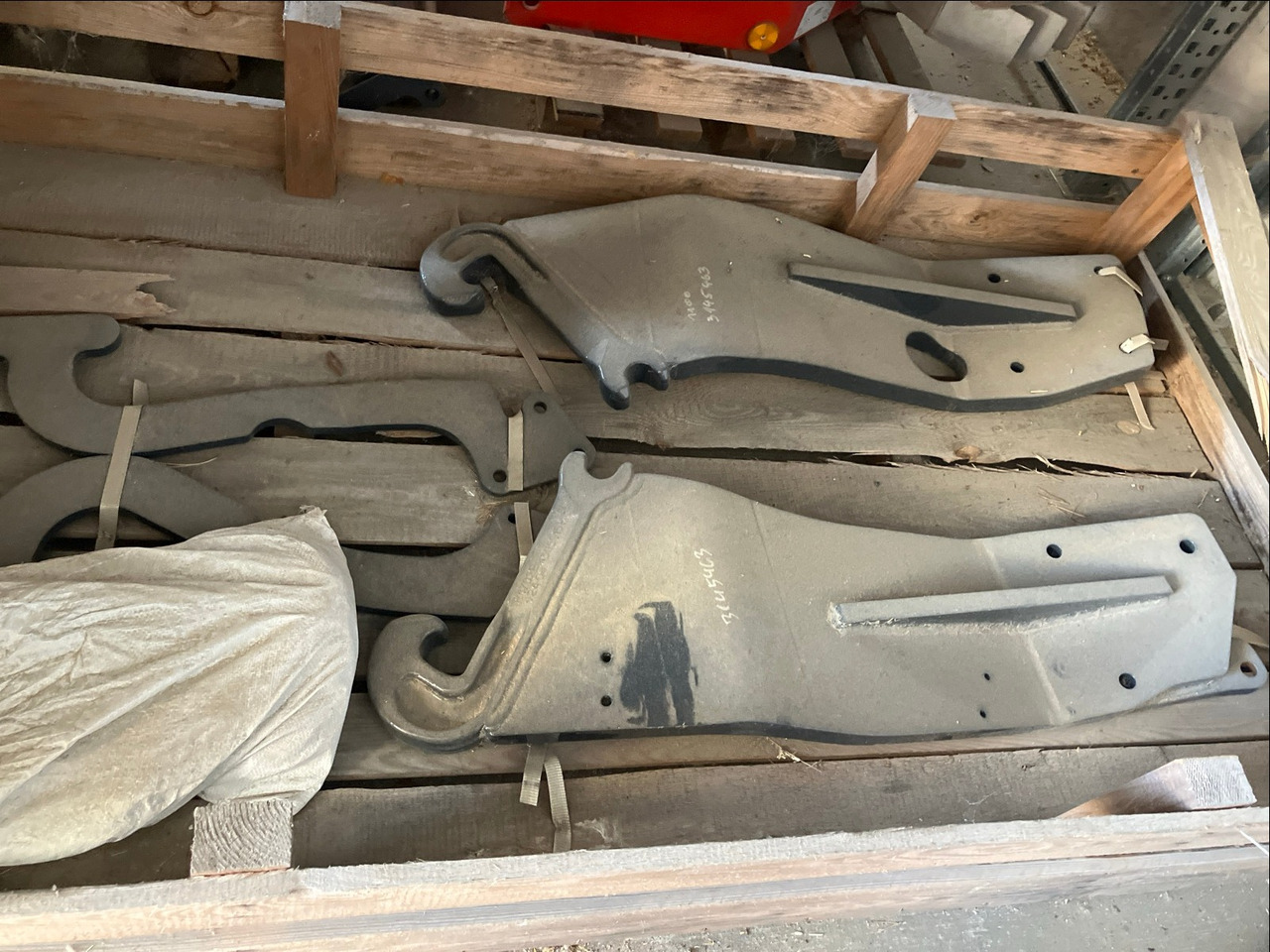 Stoll Frontladerkonsolen für 500er - Predný nakladač na traktor: obrázok 1 Stoll Frontladerkonsolen für 500er - Predný nakladač na traktor: obrázok 1