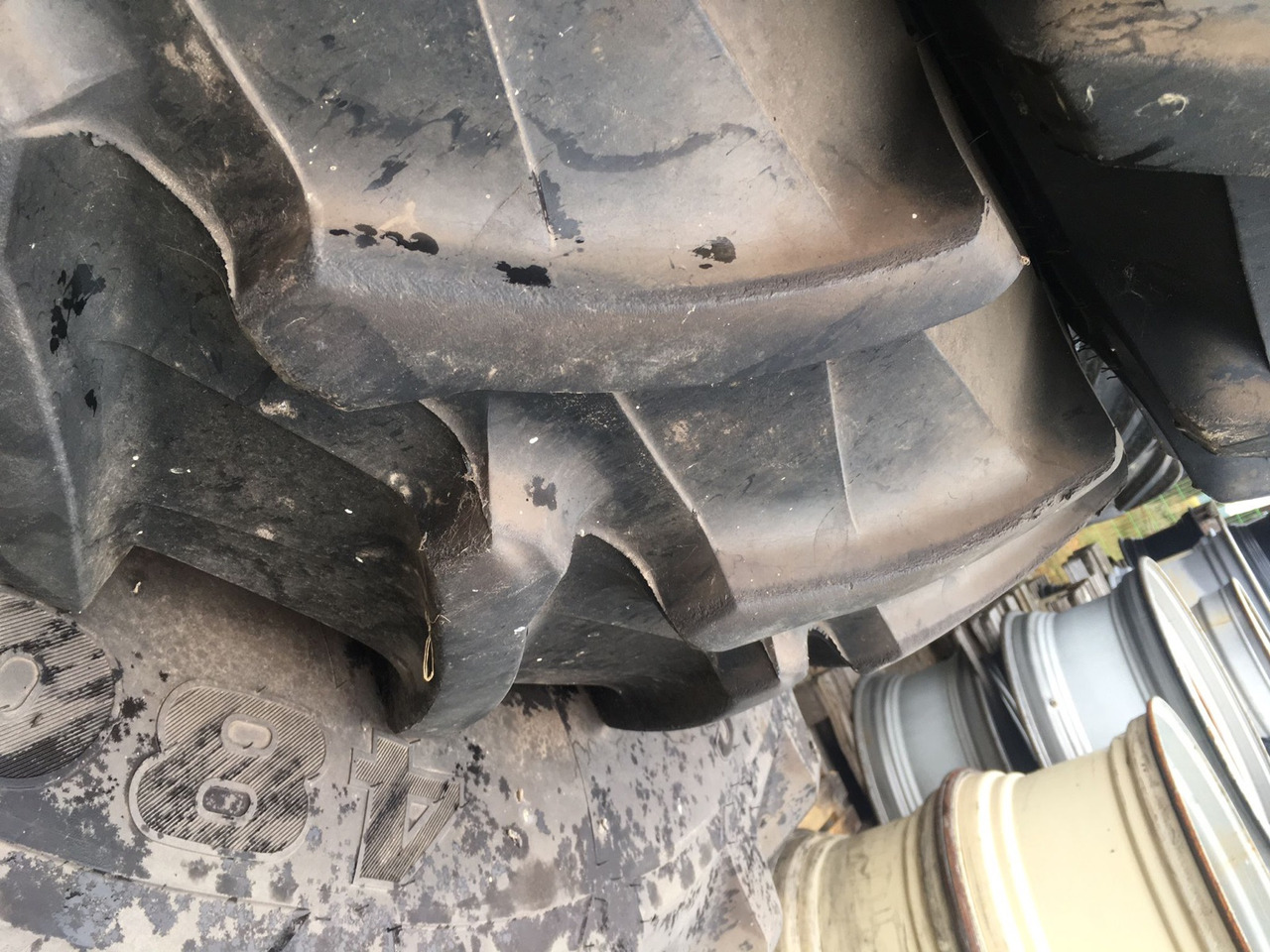 Trelleborg 480/70R42 14.9R30 - Pneumatiky a disky: obrázok 4 Trelleborg 480/70R42 14.9R30 - Pneumatiky a disky: obrázok 4