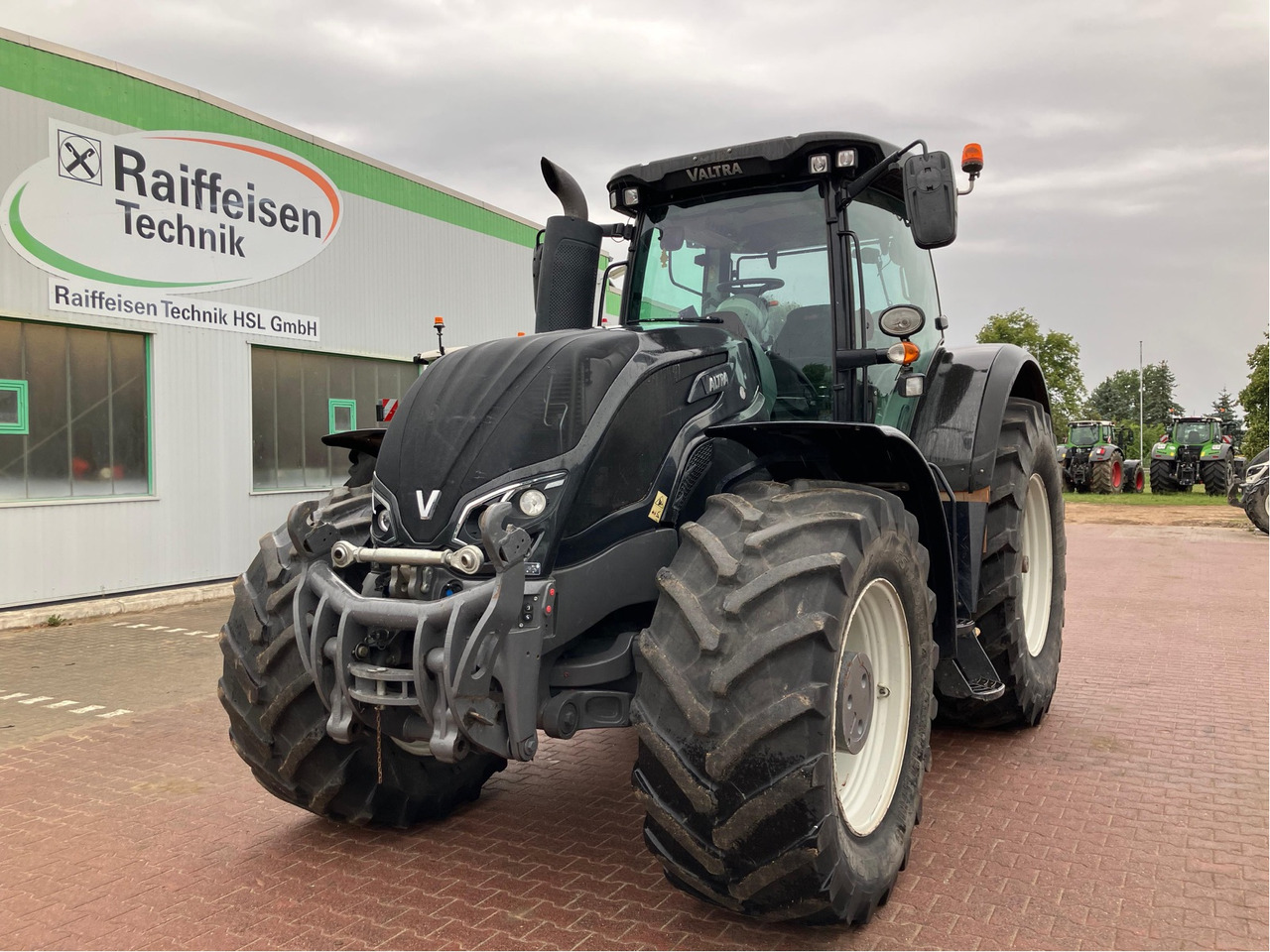 Valtra S 394 - Traktor: obrázok 1 Valtra S 394 - Traktor: obrázok 1