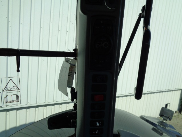 Valtra S274 - Traktor: obrázok 3 Valtra S274 - Traktor: obrázok 3