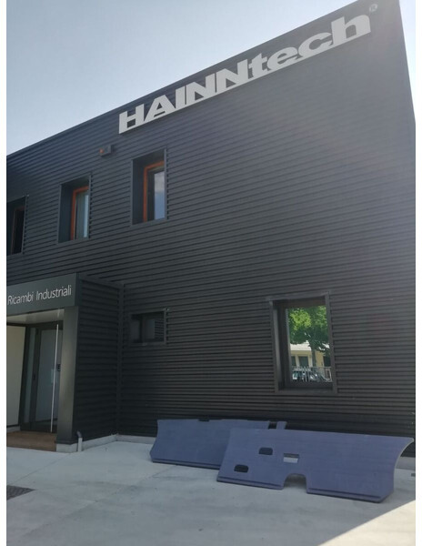 Iveco TURBOSTAR 190 - 190.48 - Aerodynamika/ Spojler pre Nákladné auto: obrázok 1 Iveco TURBOSTAR 190 - 190.48 - Aerodynamika/ Spojler pre Nákladné auto: obrázok 1