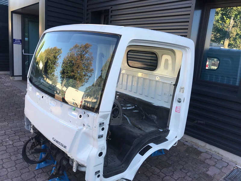 Nissan NT400 CABSTAR - Kabína a interiér pre Nákladné auto: obrázok 1 Nissan NT400 CABSTAR - Kabína a interiér pre Nákladné auto: obrázok 1