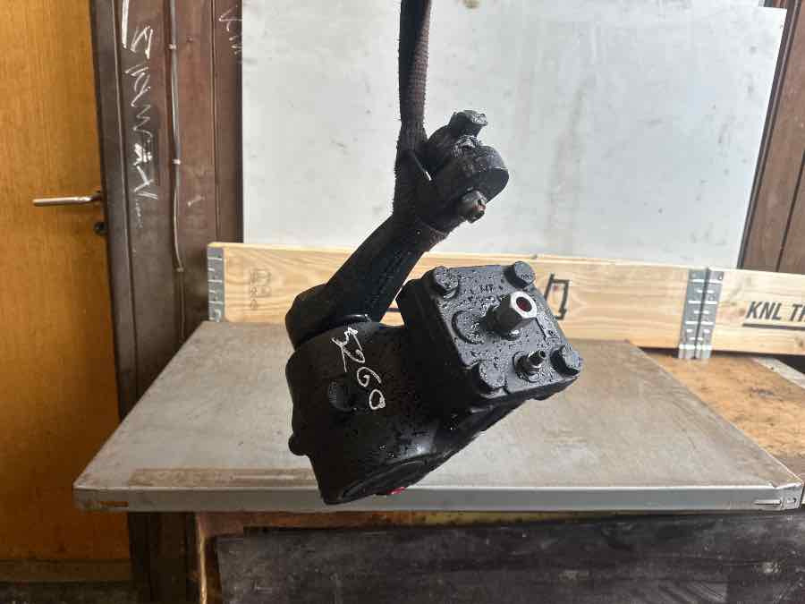 MAN STEERING GEAR 85.46200-6007 - Riadenia pre Nákladné auto: obrázok 2 MAN STEERING GEAR 85.46200-6007 - Riadenia pre Nákladné auto: obrázok 2