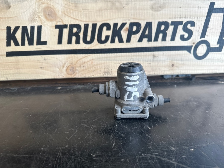 SCANIA PRESSURE VALVE 2205623 - Brzdový ventil pre Nákladné auto: obrázok 3 SCANIA PRESSURE VALVE 2205623 - Brzdový ventil pre Nákladné auto: obrázok 3