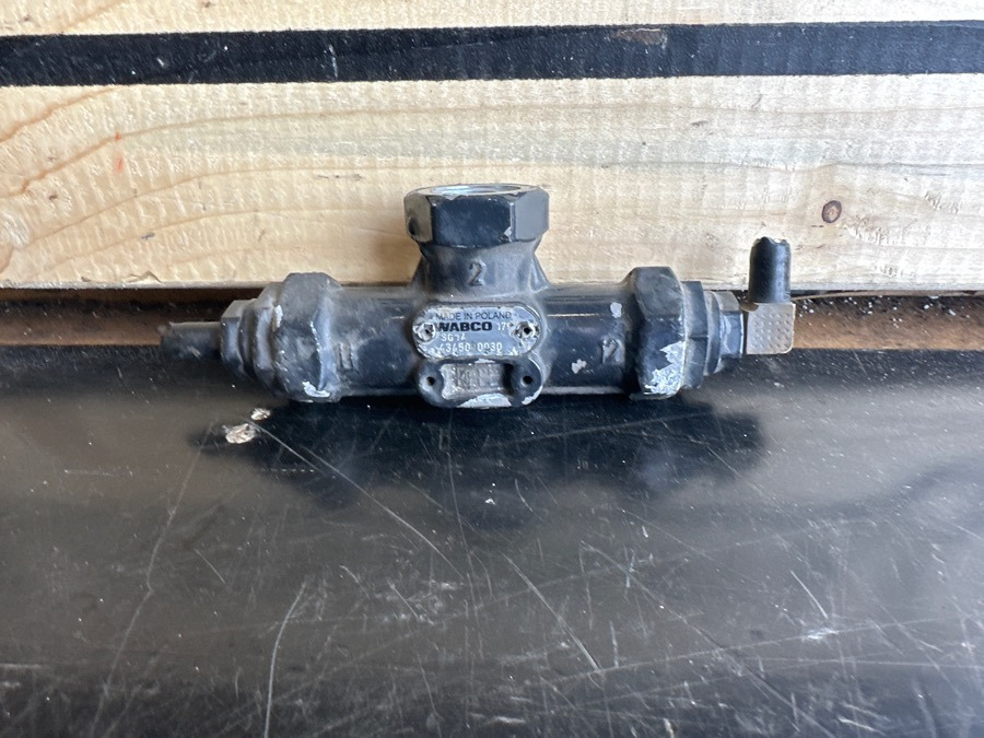 VALVE WABCO 4345000030 - Brzdový ventil pre Nákladné auto: obrázok 1 VALVE WABCO 4345000030 - Brzdový ventil pre Nákladné auto: obrázok 1