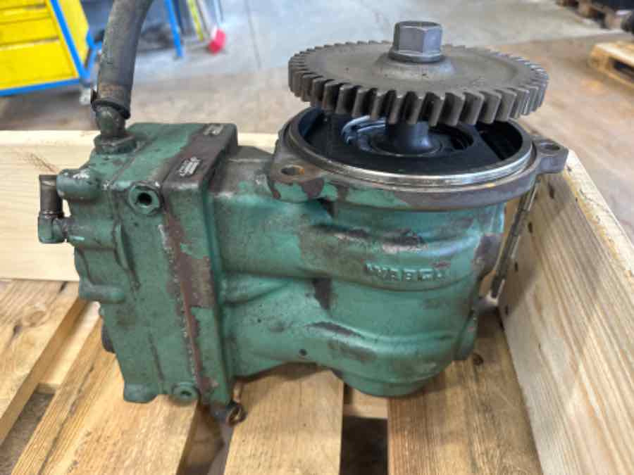 VOLVO COMPRESSOR 21172036 - Motor a diely pre Nákladné auto: obrázok 1 VOLVO COMPRESSOR 21172036 - Motor a diely pre Nákladné auto: obrázok 1