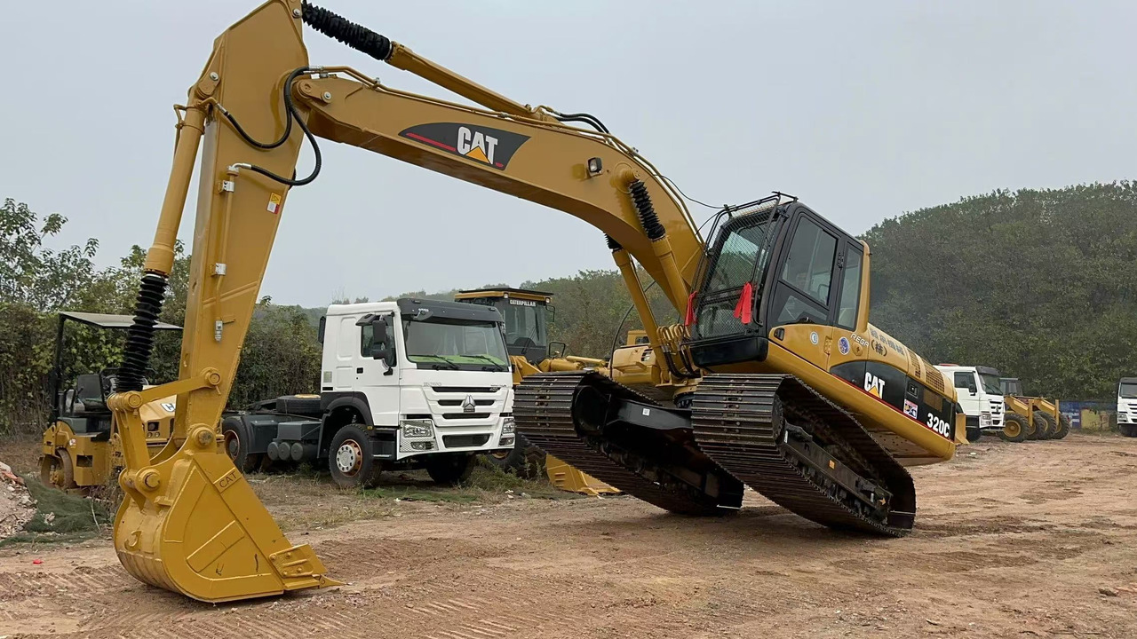 CAT 320CL - Pásové rýpadlo: obrázok 1 CAT 320CL - Pásové rýpadlo: obrázok 1