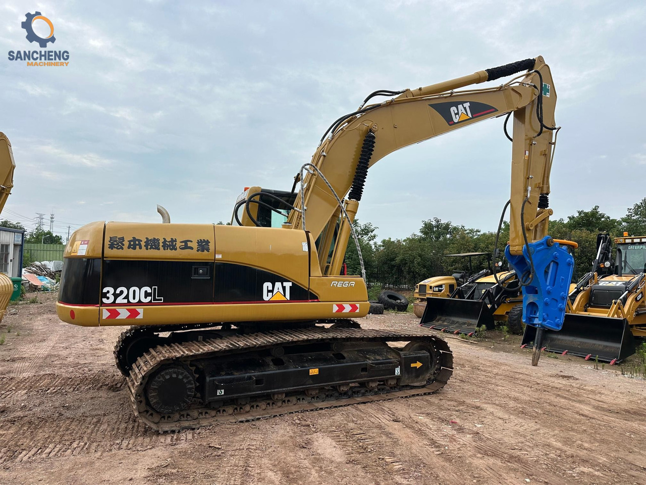 CAT 320CL with hammer - Pásové rýpadlo: obrázok 5 CAT 320CL with hammer - Pásové rýpadlo: obrázok 5