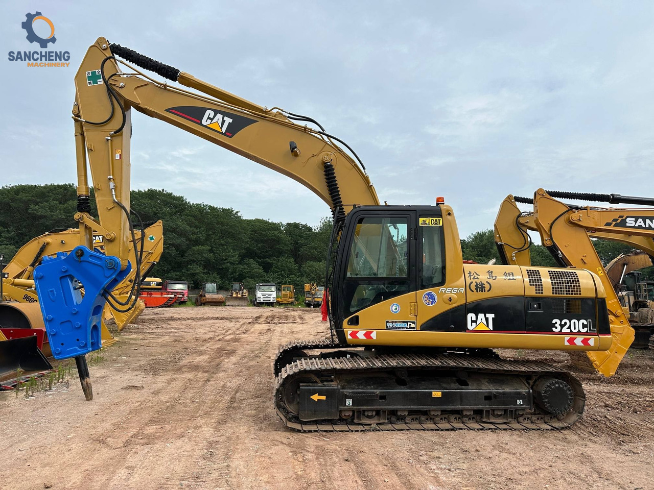 CAT 320CL with hammer - Pásové rýpadlo: obrázok 4 CAT 320CL with hammer - Pásové rýpadlo: obrázok 4