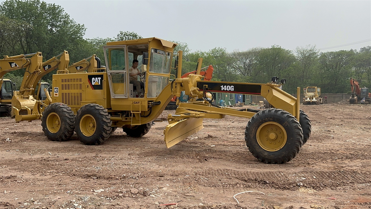 CATERPILLAR 140G - Zrovnávač: obrázok 3 CATERPILLAR 140G - Zrovnávač: obrázok 3