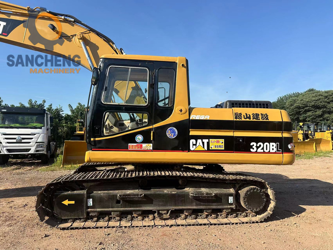 CATERPILLAR 320BL - Pásové rýpadlo: obrázok 3 CATERPILLAR 320BL - Pásové rýpadlo: obrázok 3
