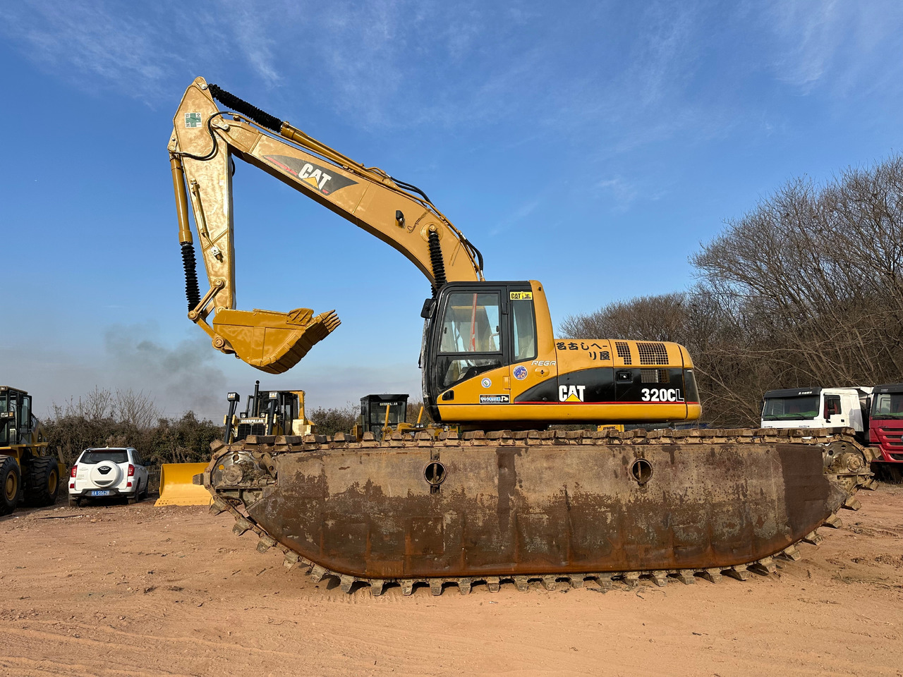CATERPILLAR 320CL - Plovoucí rýpadlo: obrázok 3 CATERPILLAR 320CL - Plovoucí rýpadlo: obrázok 3