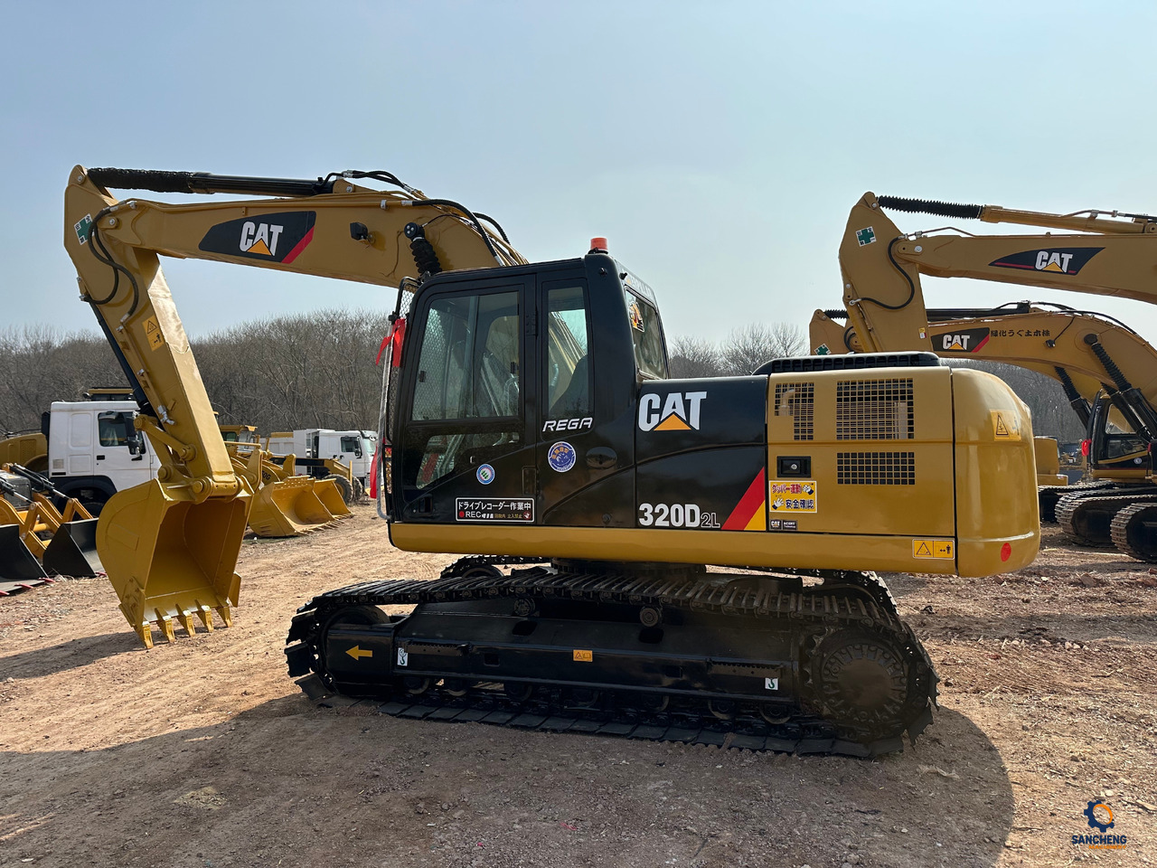 CATERPILLAR 320D2L - Pásové rýpadlo: obrázok 1 CATERPILLAR 320D2L - Pásové rýpadlo: obrázok 1