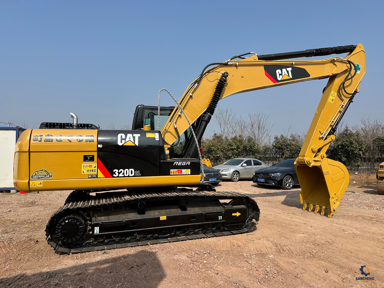 CATERPILLAR 320D2L - Pásové rýpadlo: obrázok 3 CATERPILLAR 320D2L - Pásové rýpadlo: obrázok 3