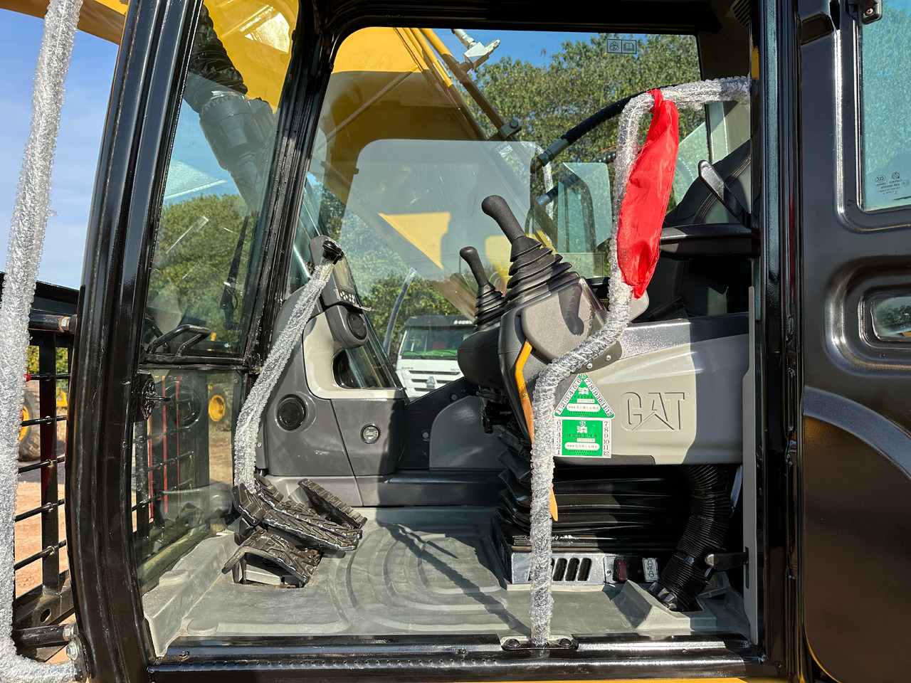 Pásové rýpadlo CATERPILLAR 320D2L excavator: obrázok 8