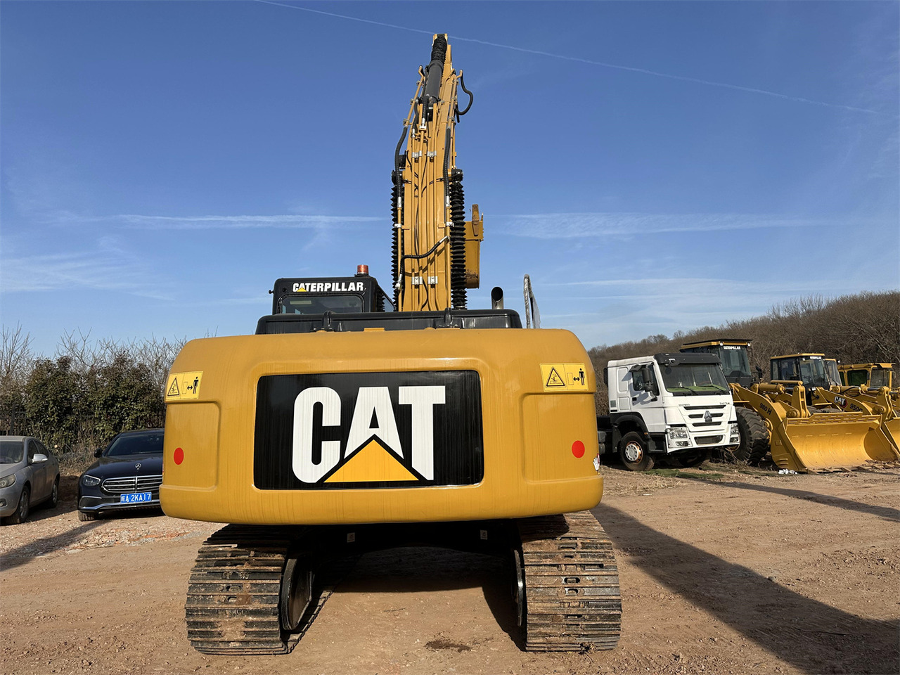 CATERPILLAR 320DL - Pásové rýpadlo: obrázok 4 CATERPILLAR 320DL - Pásové rýpadlo: obrázok 4
