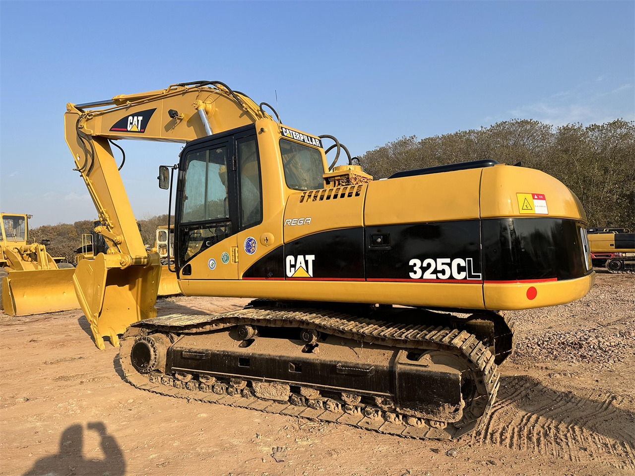 CATERPILLAR 325C - Pásové rýpadlo: obrázok 2 CATERPILLAR 325C - Pásové rýpadlo: obrázok 2