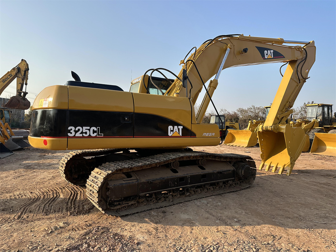 CATERPILLAR 325C - Pásové rýpadlo: obrázok 5 CATERPILLAR 325C - Pásové rýpadlo: obrázok 5