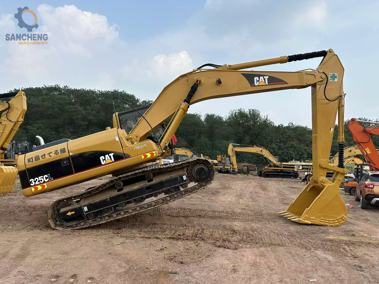 CATERPILLAR 325CL - Pásové rýpadlo: obrázok 4 CATERPILLAR 325CL - Pásové rýpadlo: obrázok 4