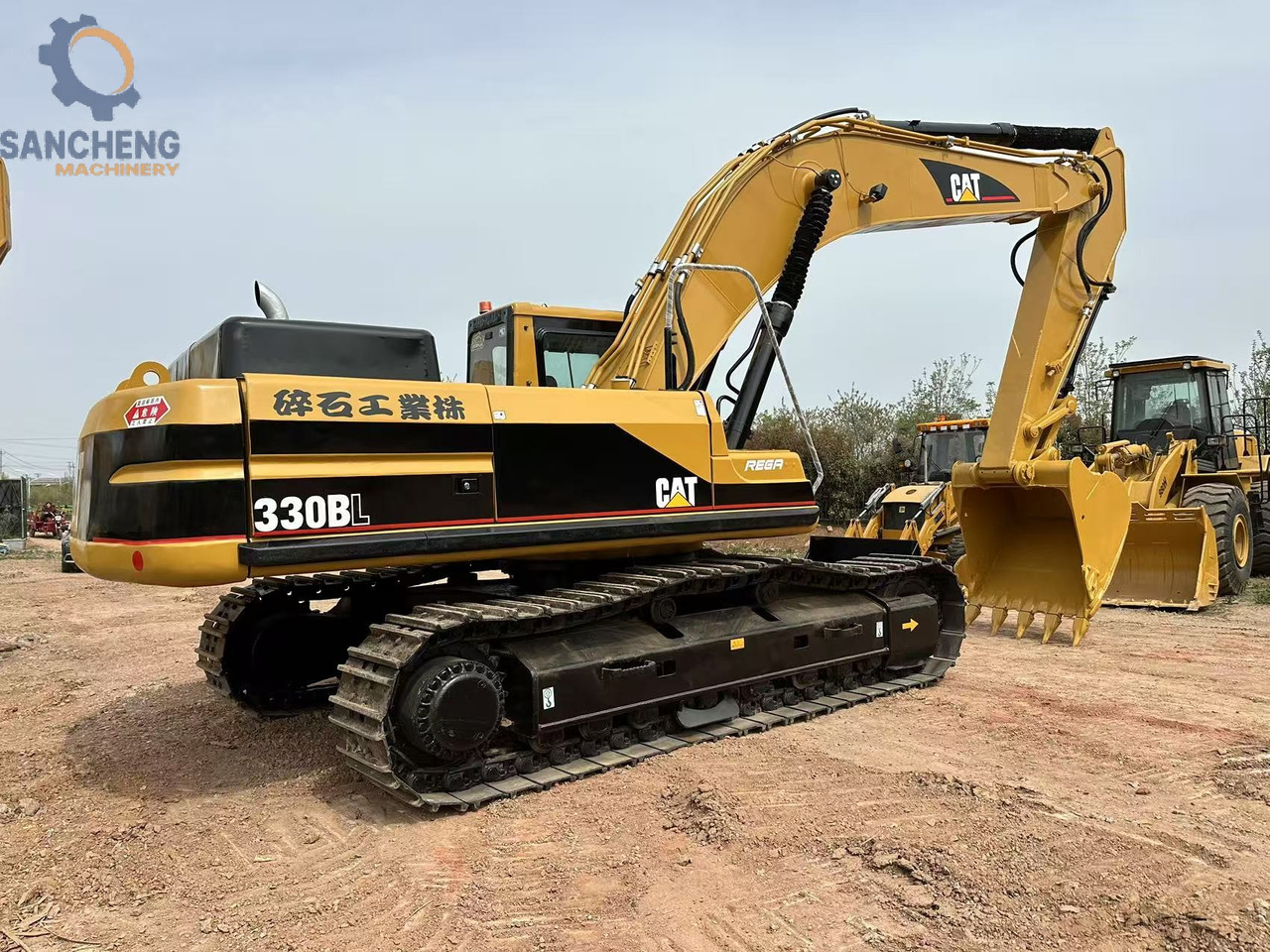 CATERPILLAR 330BL - Pásové rýpadlo: obrázok 1 CATERPILLAR 330BL - Pásové rýpadlo: obrázok 1
