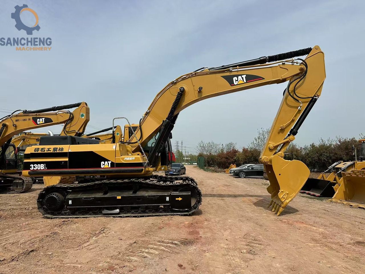 CATERPILLAR 330BL - Pásové rýpadlo: obrázok 2 CATERPILLAR 330BL - Pásové rýpadlo: obrázok 2