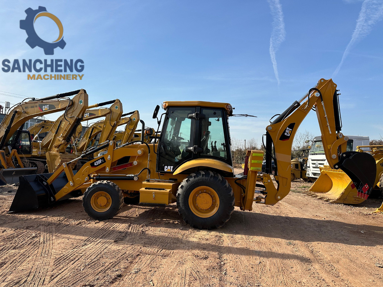 CATERPILLAR 420F2 backhoe loader - Rýpadlo-nakladač: obrázok 3 CATERPILLAR 420F2 backhoe loader - Rýpadlo-nakladač: obrázok 3