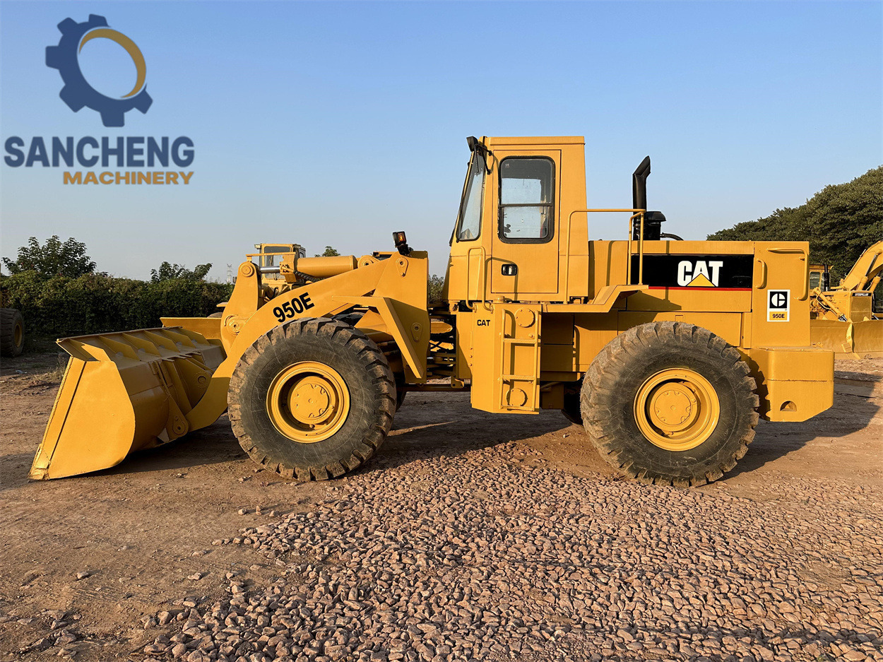 CATERPILLAR 950E - Kolesový nakladač: obrázok 5 CATERPILLAR 950E - Kolesový nakladač: obrázok 5