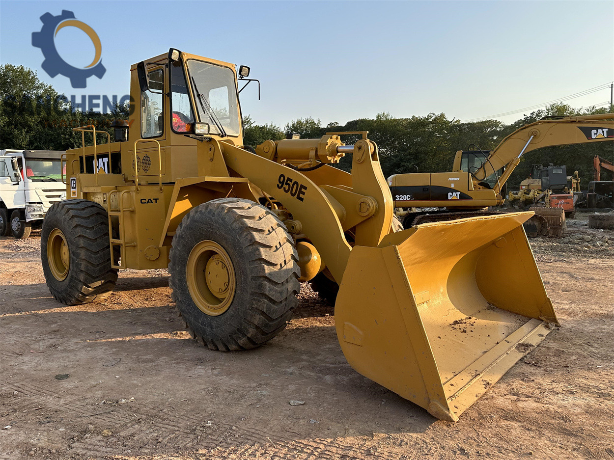 CATERPILLAR 950E - Kolesový nakladač: obrázok 1 CATERPILLAR 950E - Kolesový nakladač: obrázok 1
