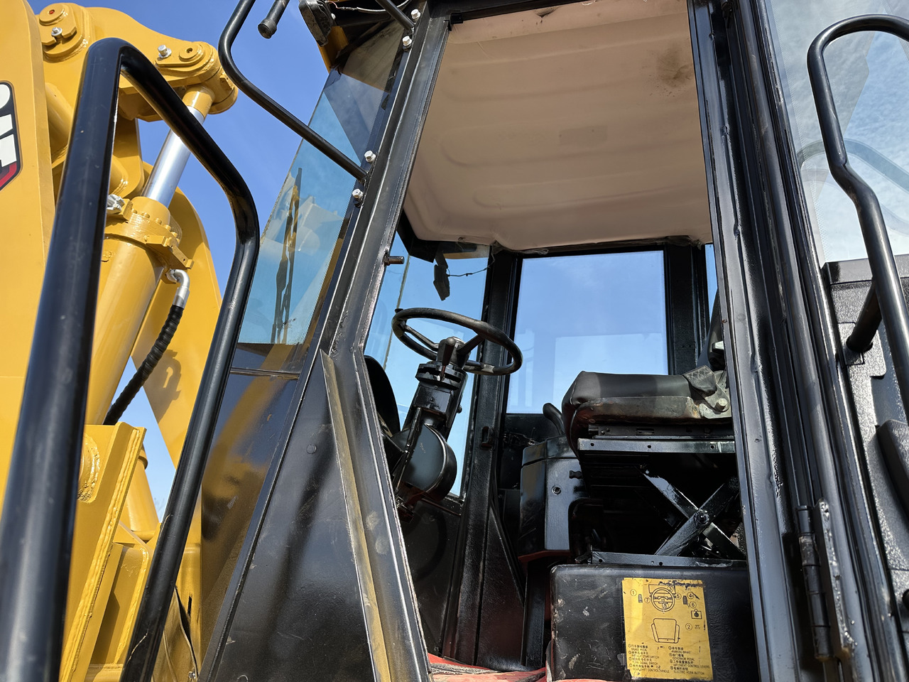 Kolesový nakladač CATERPILLAR 966H: obrázok 11
