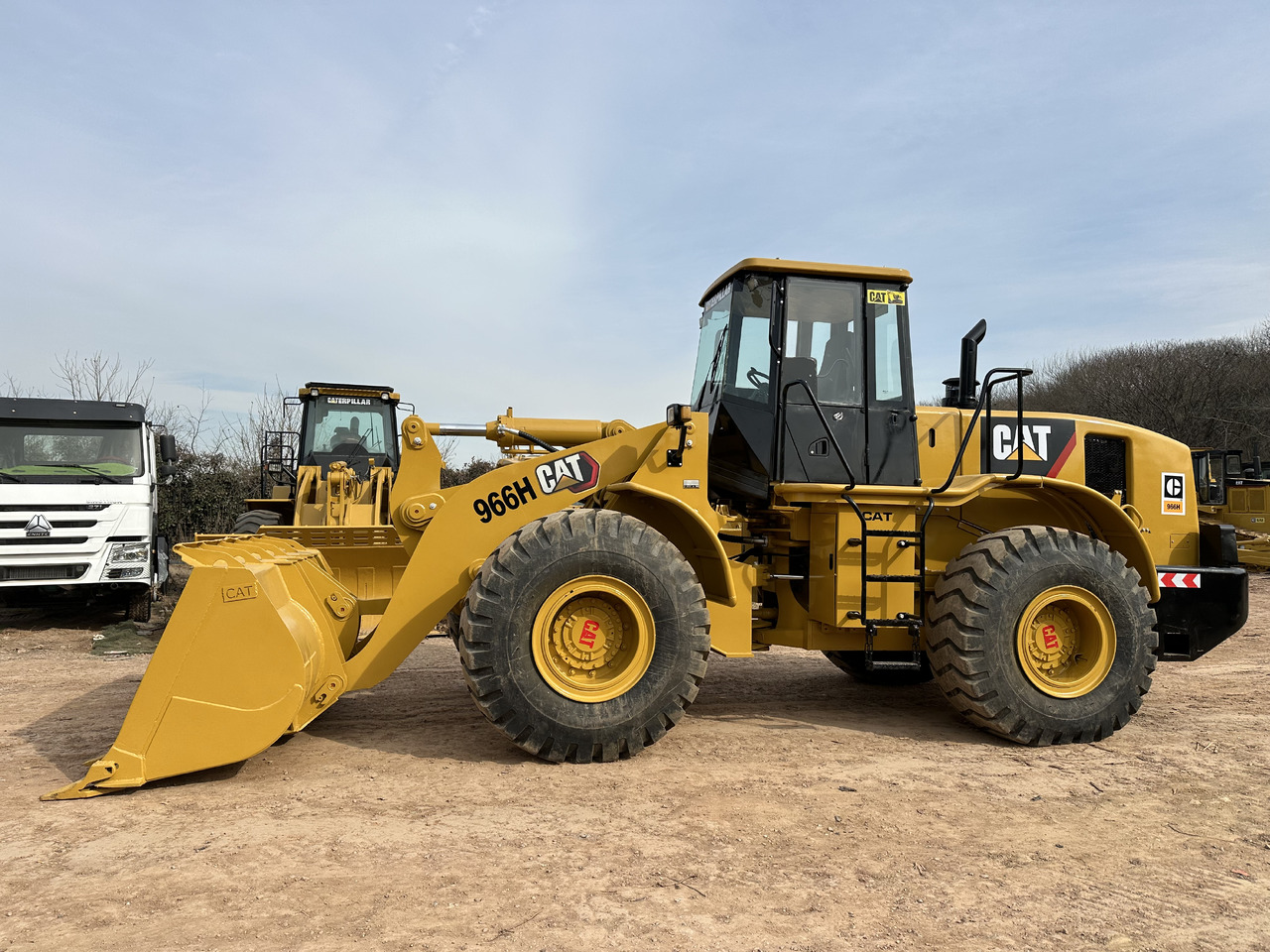 Kolesový nakladač CATERPILLAR 966H: obrázok 10