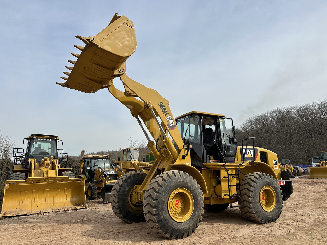 CATERPILLAR 966H - Kolesový nakladač: obrázok 2 CATERPILLAR 966H - Kolesový nakladač: obrázok 2