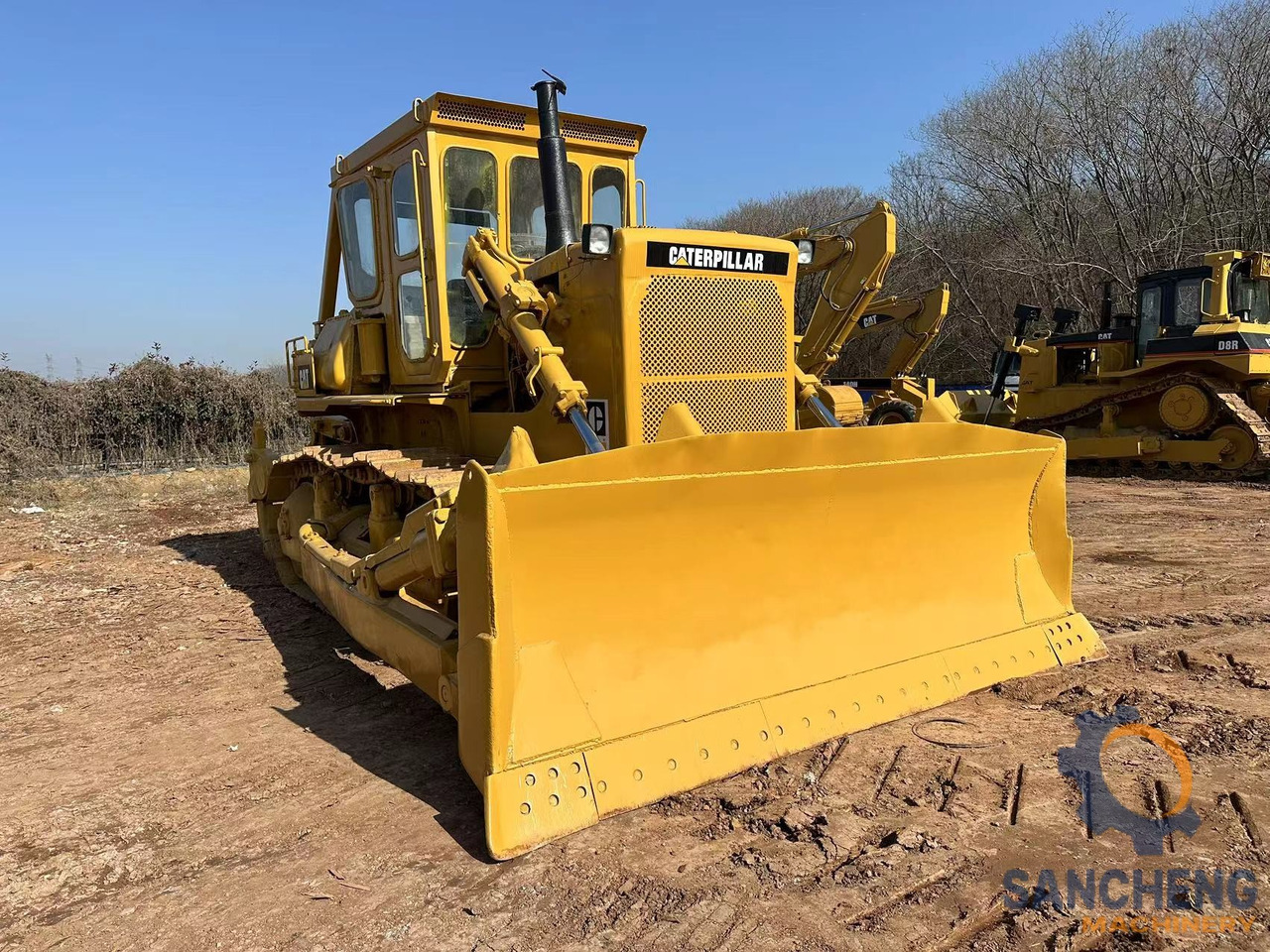 CATERPILLAR D8K - Buldozér: obrázok 5 CATERPILLAR D8K - Buldozér: obrázok 5