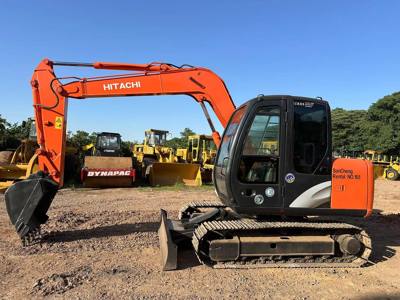 HITACHI ZAXIS ZX70 - Mini rýpadlo: obrázok 2 HITACHI ZAXIS ZX70 - Mini rýpadlo: obrázok 2