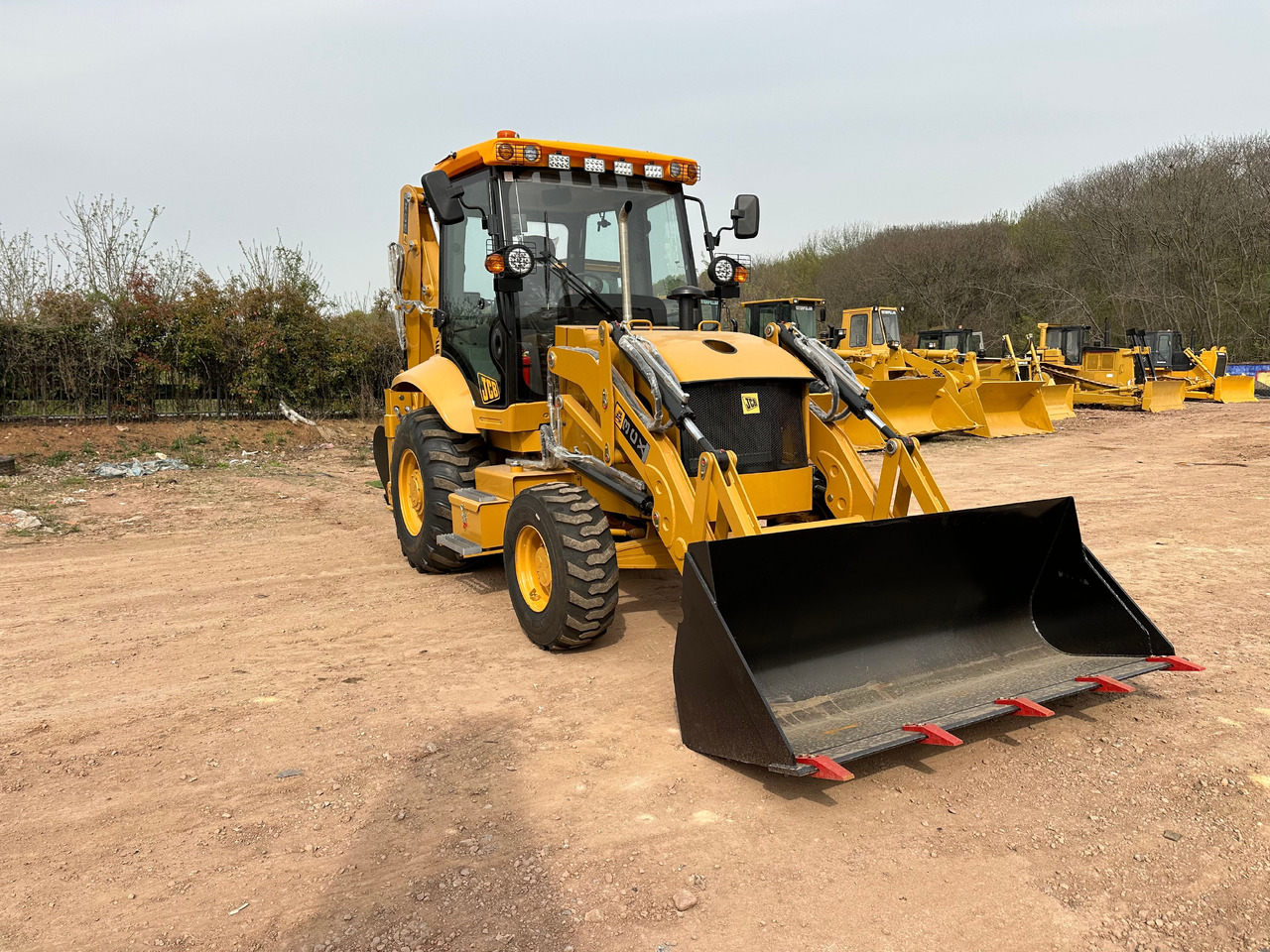 JCB 3CX - Rýpadlo-nakladač: obrázok 3 JCB 3CX - Rýpadlo-nakladač: obrázok 3
