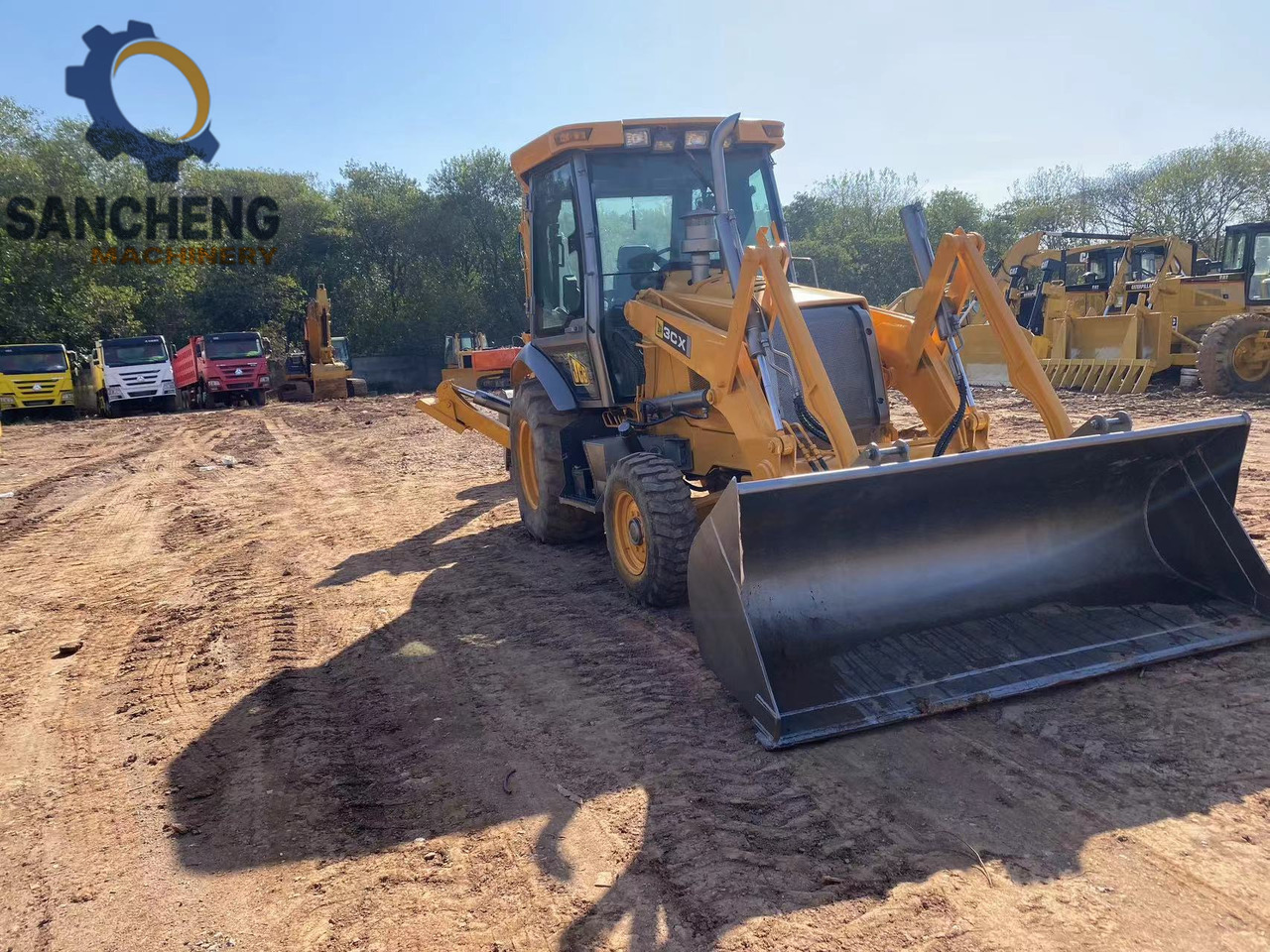 JCB 3CX - Rýpadlo-nakladač: obrázok 3 JCB 3CX - Rýpadlo-nakladač: obrázok 3