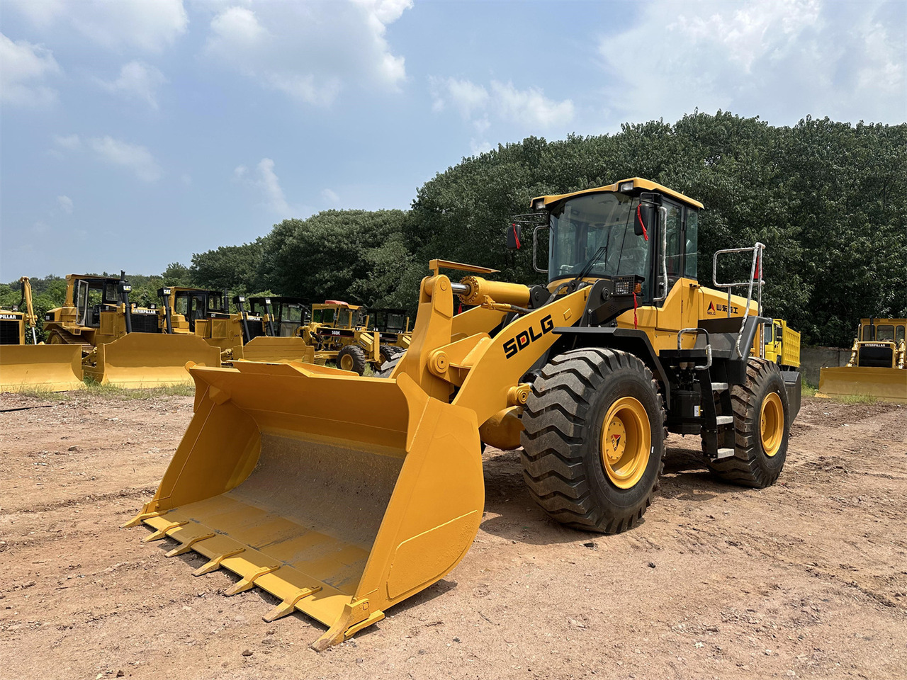 SDLG L956F - Kolesový nakladač: obrázok 2 SDLG L956F - Kolesový nakladač: obrázok 2