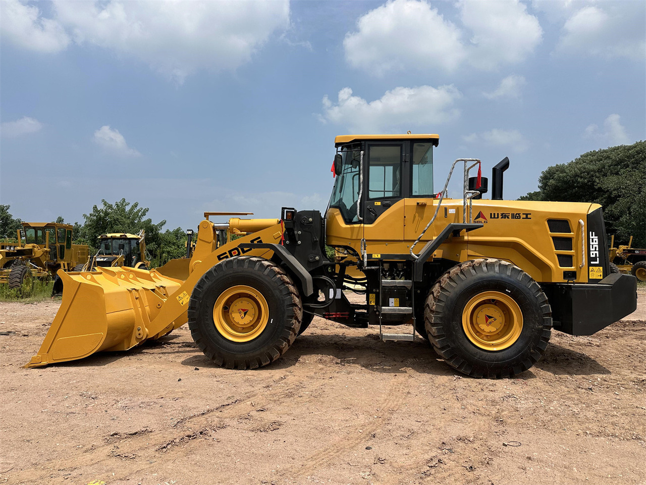 SDLG L956F - Kolesový nakladač: obrázok 1 SDLG L956F - Kolesový nakladač: obrázok 1