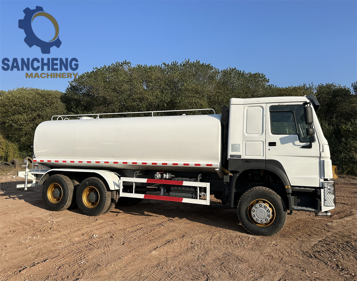 SINOTRUK HOWO 370HP 6x4 Water Tank Truck - Cisternové vozidlo: obrázok 3 SINOTRUK HOWO 370HP 6x4 Water Tank Truck - Cisternové vozidlo: obrázok 3