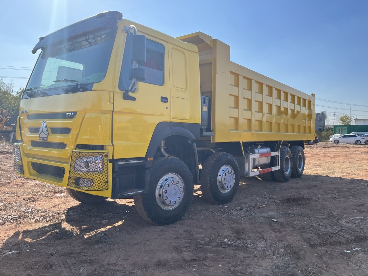 SINOTRUK HOWO 371 Dump Truck 8x4 - Sklápač: obrázok 5 SINOTRUK HOWO 371 Dump Truck 8x4 - Sklápač: obrázok 5