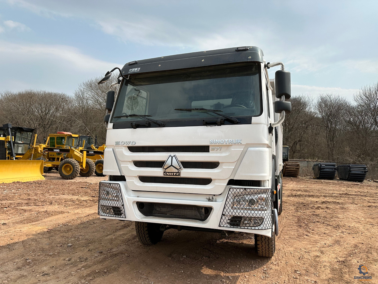 SINOTRUK Howo Dump truck 371 - Sklápač: obrázok 5 SINOTRUK Howo Dump truck 371 - Sklápač: obrázok 5