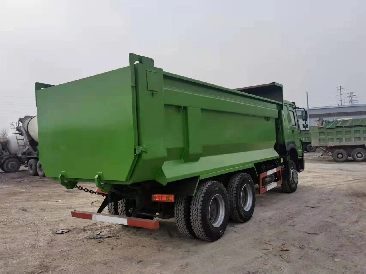 SINOTRUK Howo Dump truck 371 - Sklápač: obrázok 5 SINOTRUK Howo Dump truck 371 - Sklápač: obrázok 5