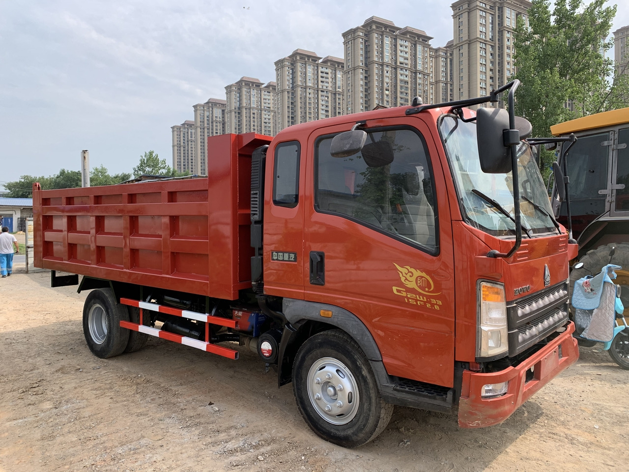 SINOTRUK Howo Dump truck 4x2 - Sklápač: obrázok 1 SINOTRUK Howo Dump truck 4x2 - Sklápač: obrázok 1