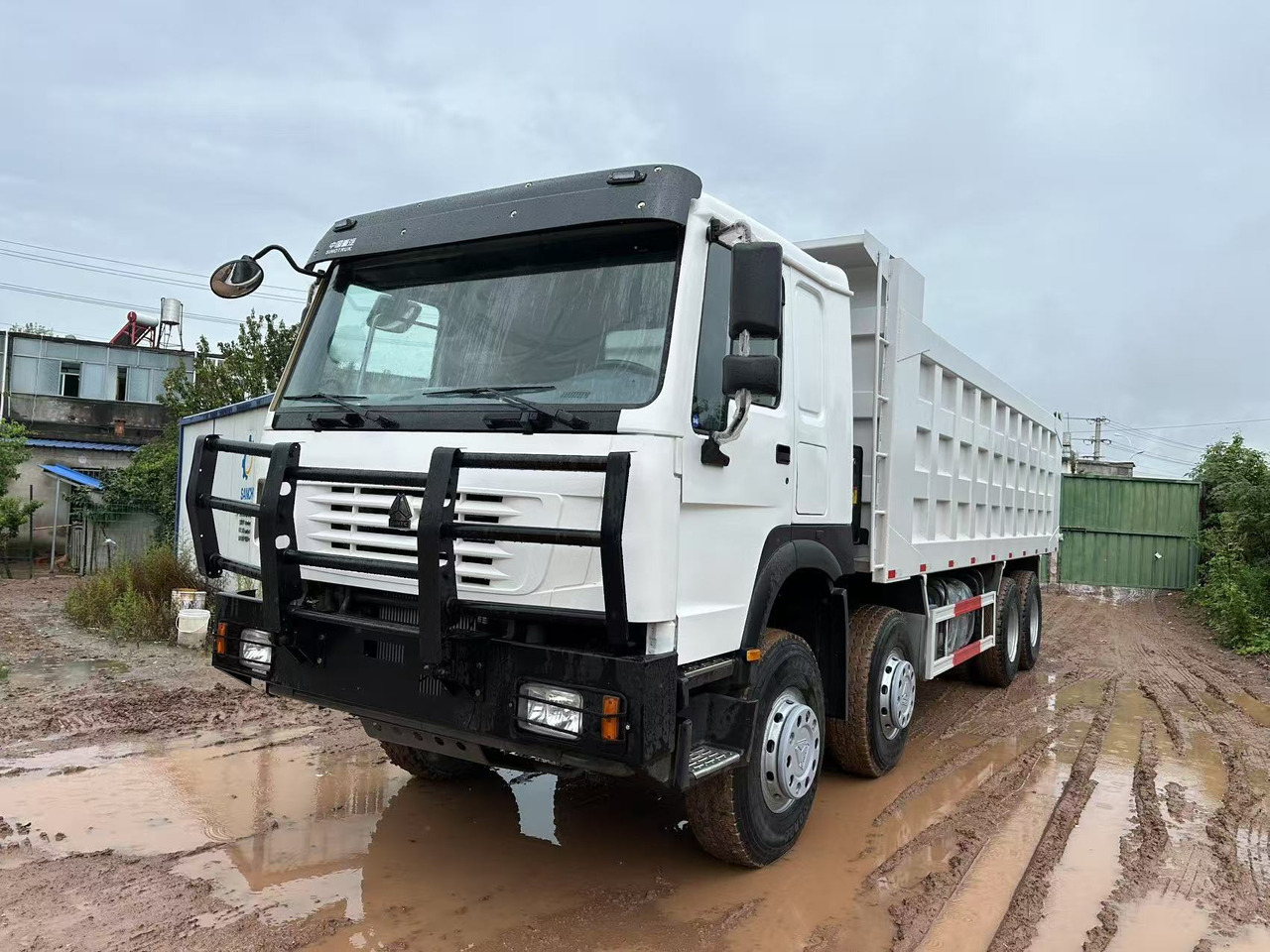 Sinotruk HOWO 371hp - Sklápač: obrázok 1 Sinotruk HOWO 371hp - Sklápač: obrázok 1