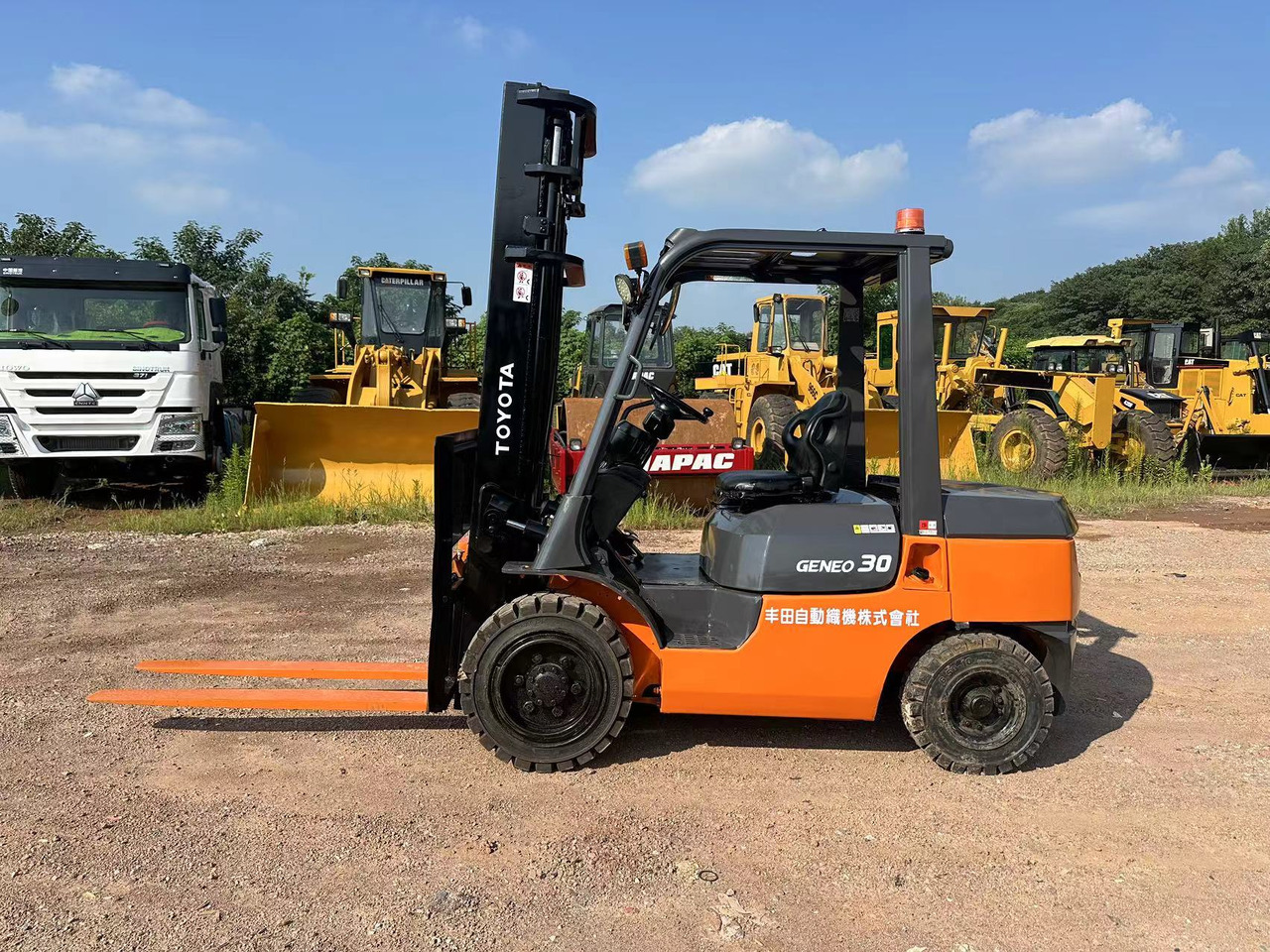 TOYOTA GENEO30 forklift - Dieselový vysokozdvižný vozík: obrázok 4 TOYOTA GENEO30 forklift - Dieselový vysokozdvižný vozík: obrázok 4